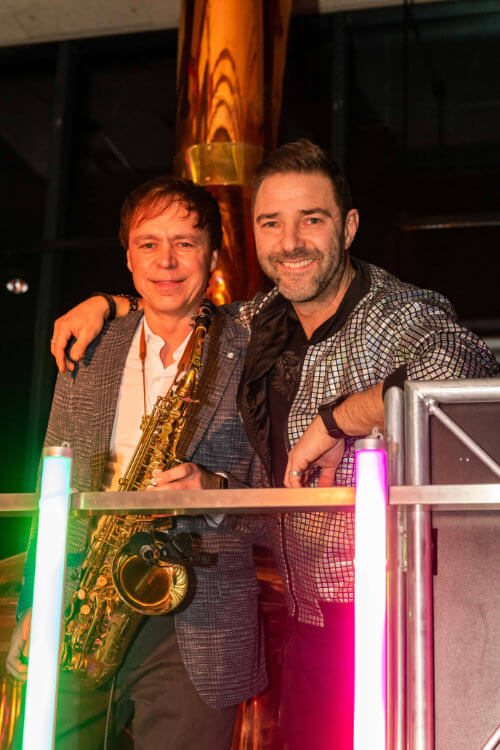 DJ Harry Garcia & Lajos Bartha am Saxophon